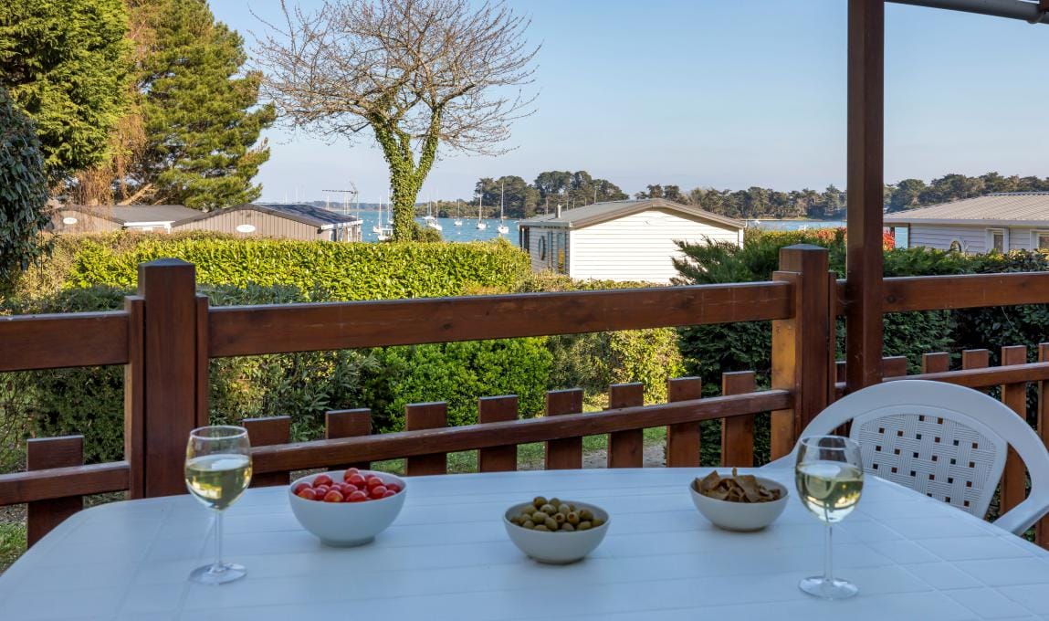 Exterieur-Mobil-home Cormoran-camping bilouris-Golfe du Morbihan