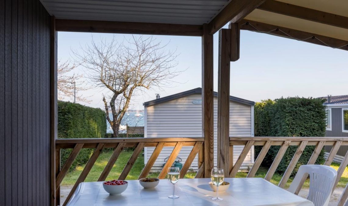 Exterieur-Mobil-home Ormeaux-camping bilouris-Golfe du Morbihan