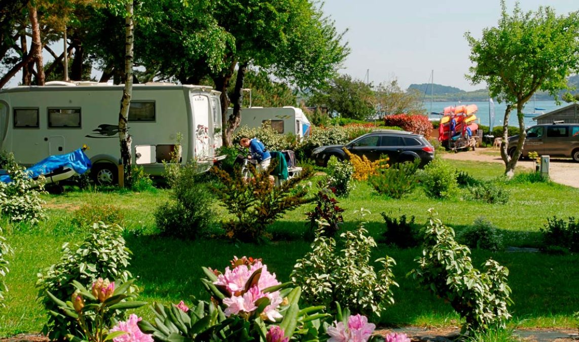 camping-emplacement-tente-bord-de-mer-presquile-de-rhuys