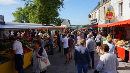 marché Arzon camping Golfe du Morbihan