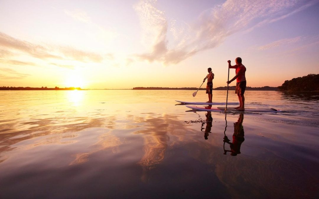 kayak-soleil-couchant-golfe-du-morbuhan