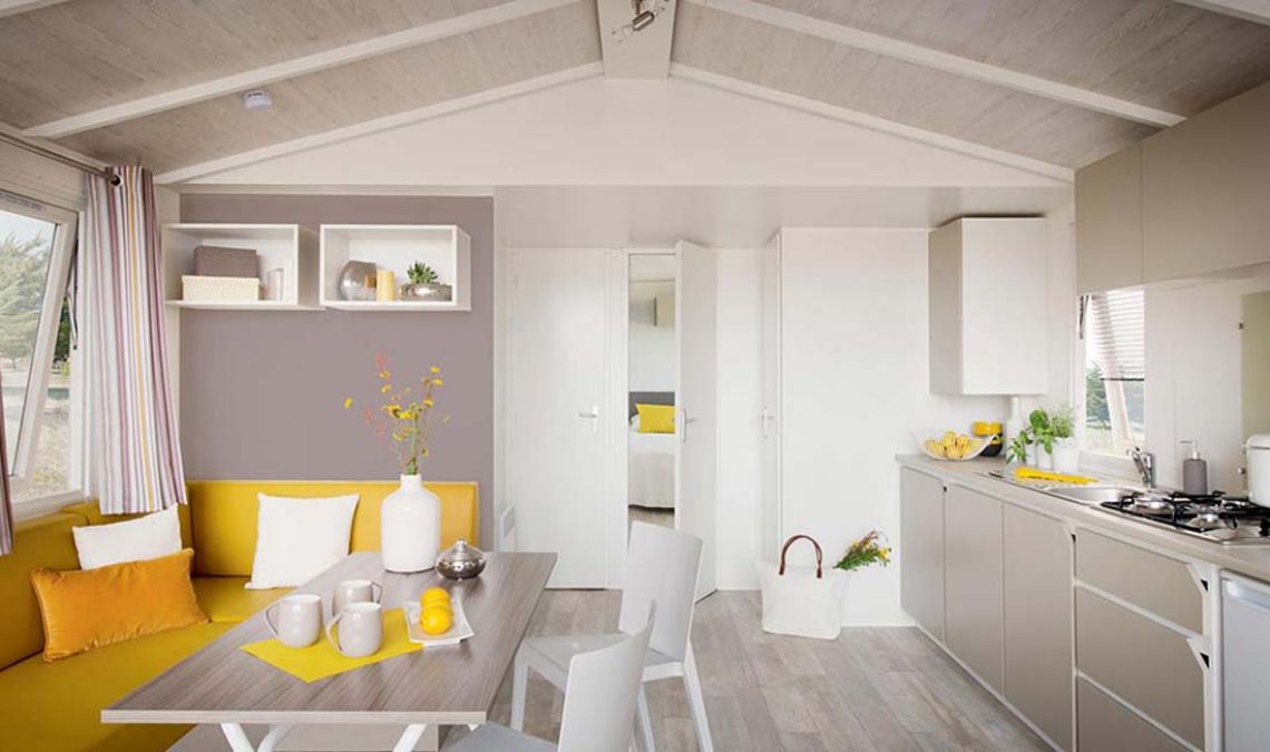 Intérieur-Mobil-home victorieux-camping bilouris-Golfe du Morbihan